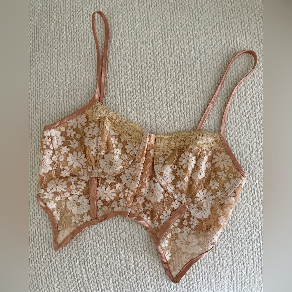 Le Lis lace bralette bustier top